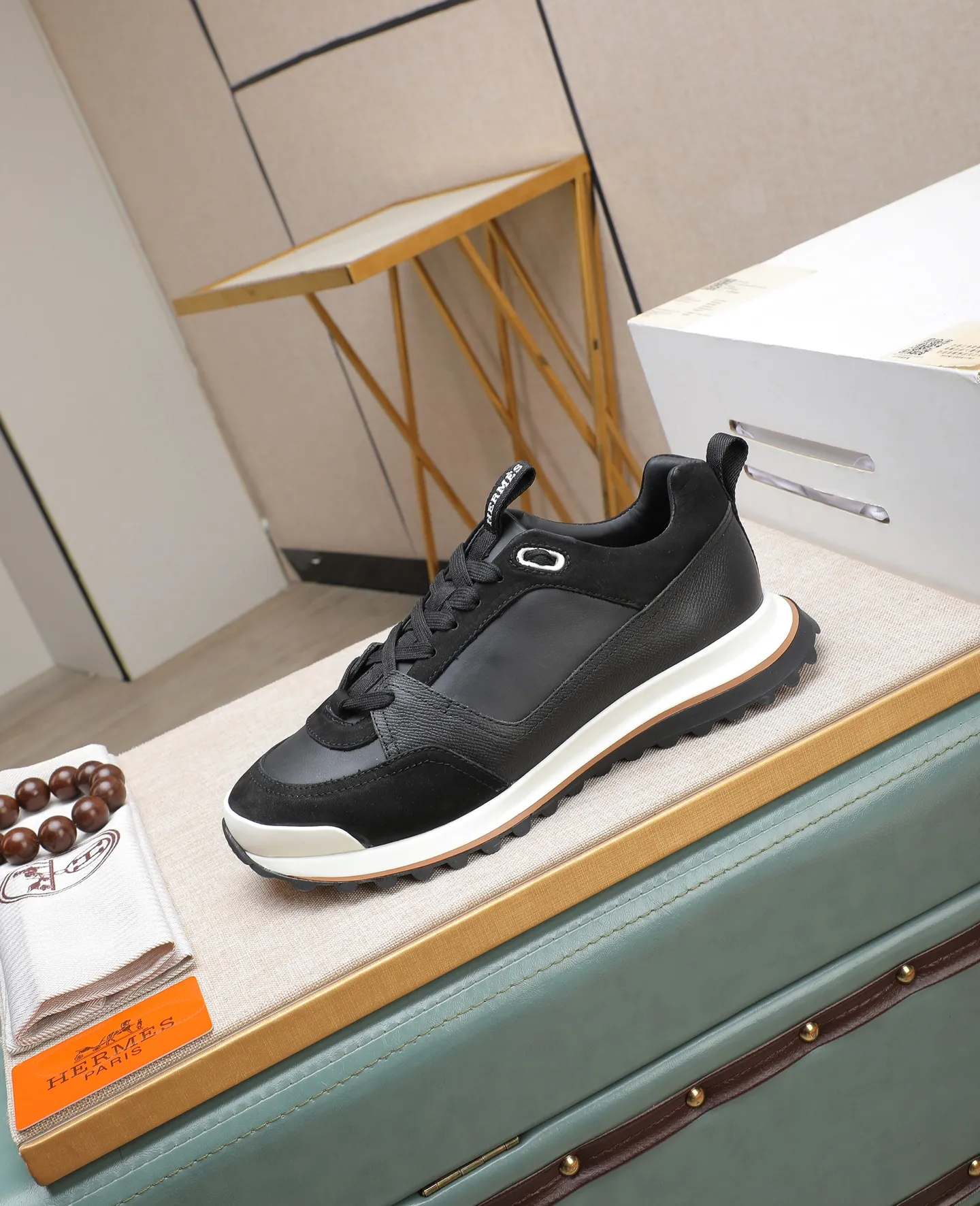 Men's shoes 💰760 Hermes🐴 25ss new autumn and winter products! Classic boot shape + British color matching design, imported calfskin, classic and durable! The original inverted mold last, the ultimate 1:1 shape, and the imported high-end cowhide presents a refined texture! Open the mold to customize the A-grade high-density private mold outsole with luxurious packaging! - Unique quality, 39-44 (38 45 46 customized)